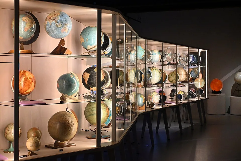 Globen im Mercatormuseum in Sint-Niklaas