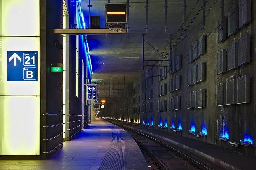 Bahnsteig 21 im Bahnhof Antwerpen-Centraal