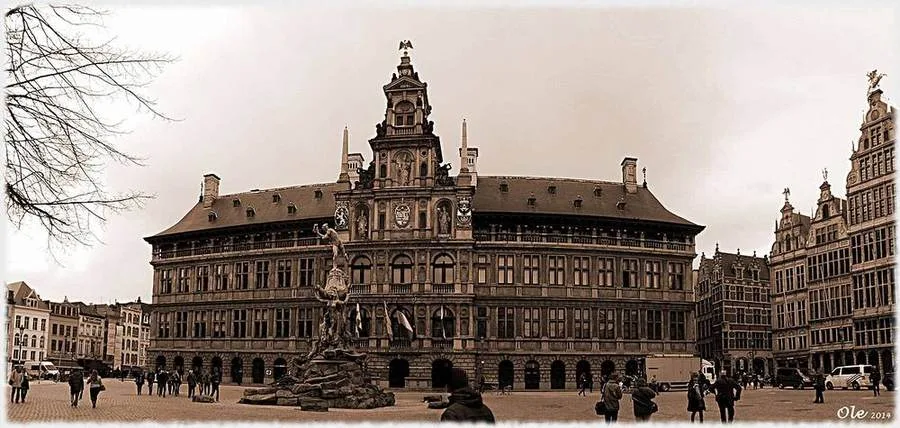 Rathaus am Grote Markt in Antwerpen
