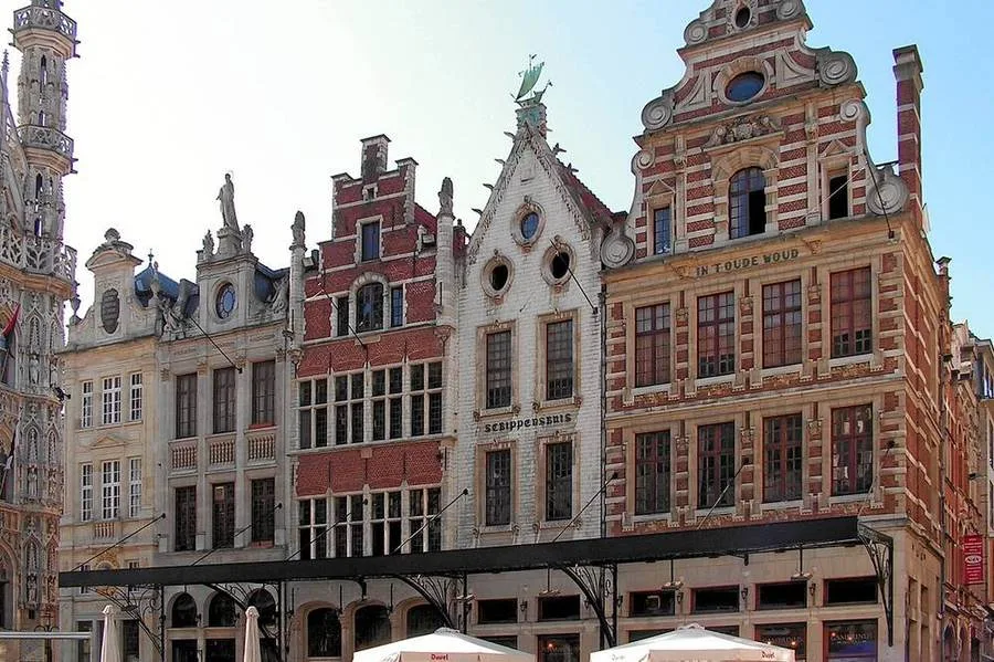 Giebelhäuser am Grote Markt in Löwen