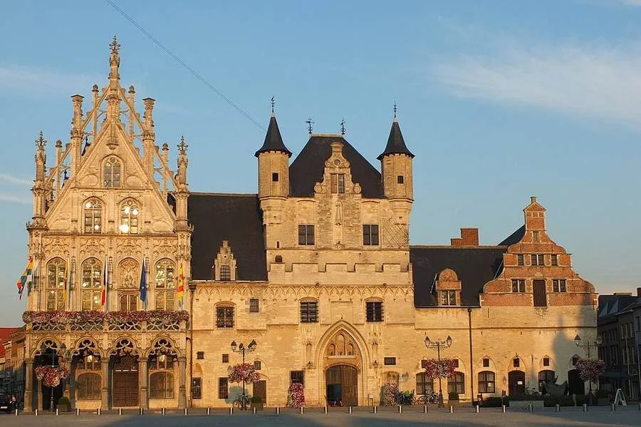 Rathaus am Grote Markt in Mechelen