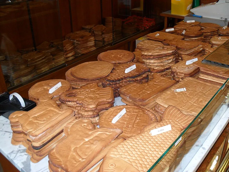 Couques de Dinant in einer Bäckerei