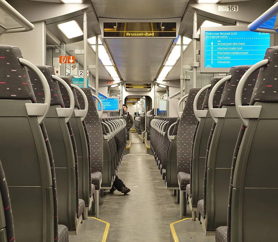 Innenraum eines belgischen Desiro-Zuges in Antwerpen