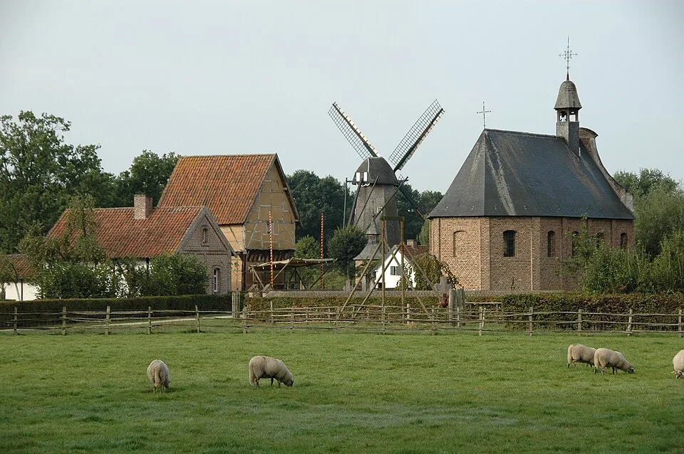 Historische Dorfgebäude im Freilichtmuseum Bokrijk