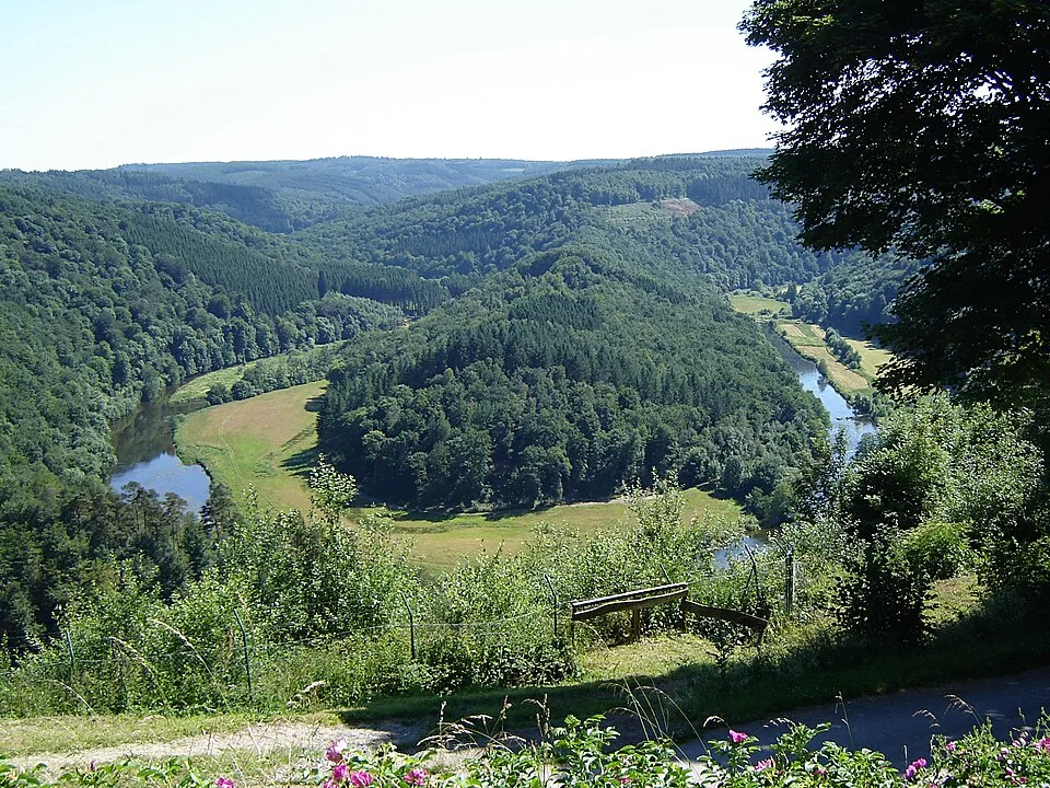 Semois-Schleife am Tombeau du Géant bei Botassart