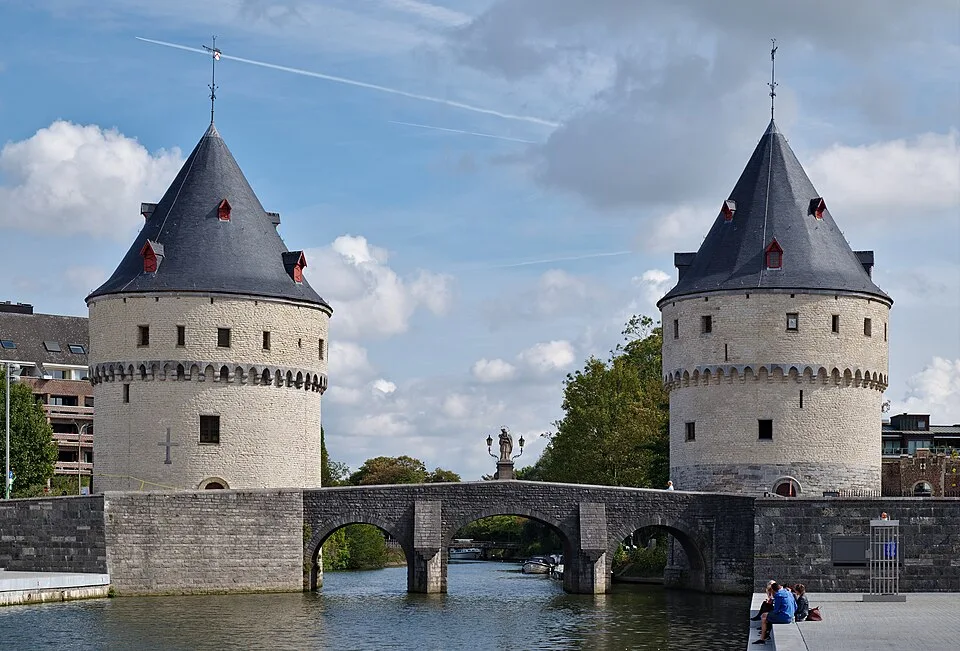 Die Broeltürme an der Leie in Kortrijk